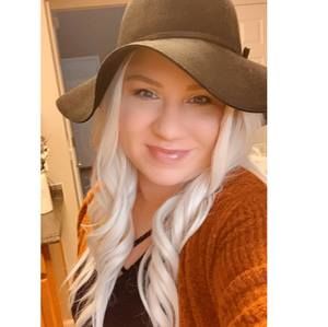 Meet your Posher, Amanda